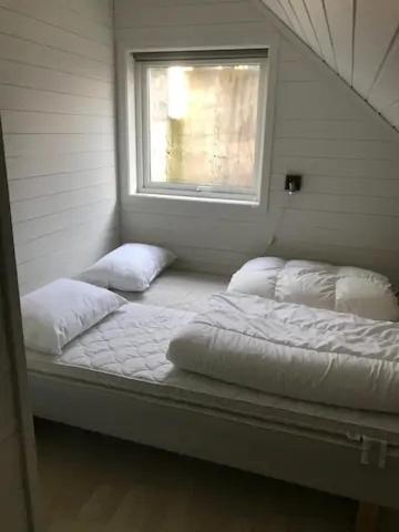 Flekkeroy Sjoboder 4 Soverom 8 Senger Ferienhaus Kjere